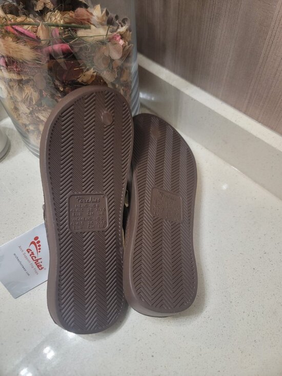 Archie’s Arch Support Flip Flops Unisex Men 8/ Women 9 New NWT Brown